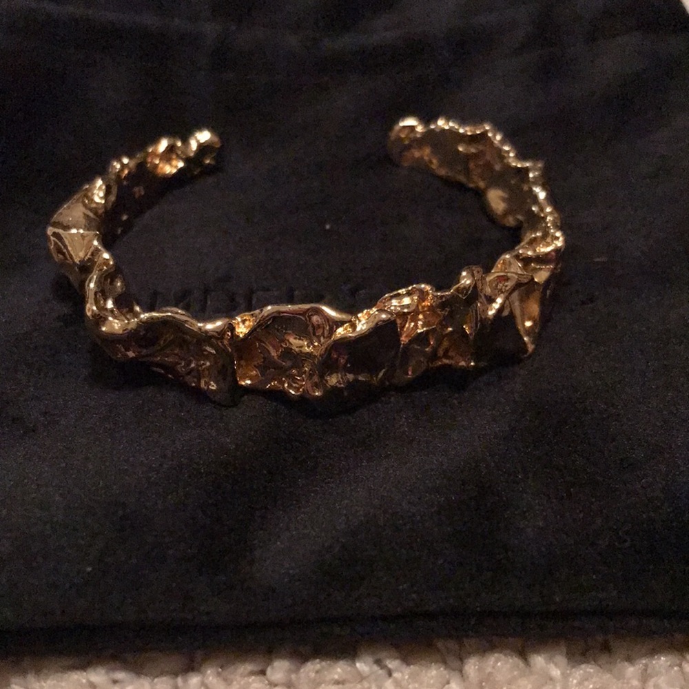 Amber Sceats 24k plated Emery cuff NWOT